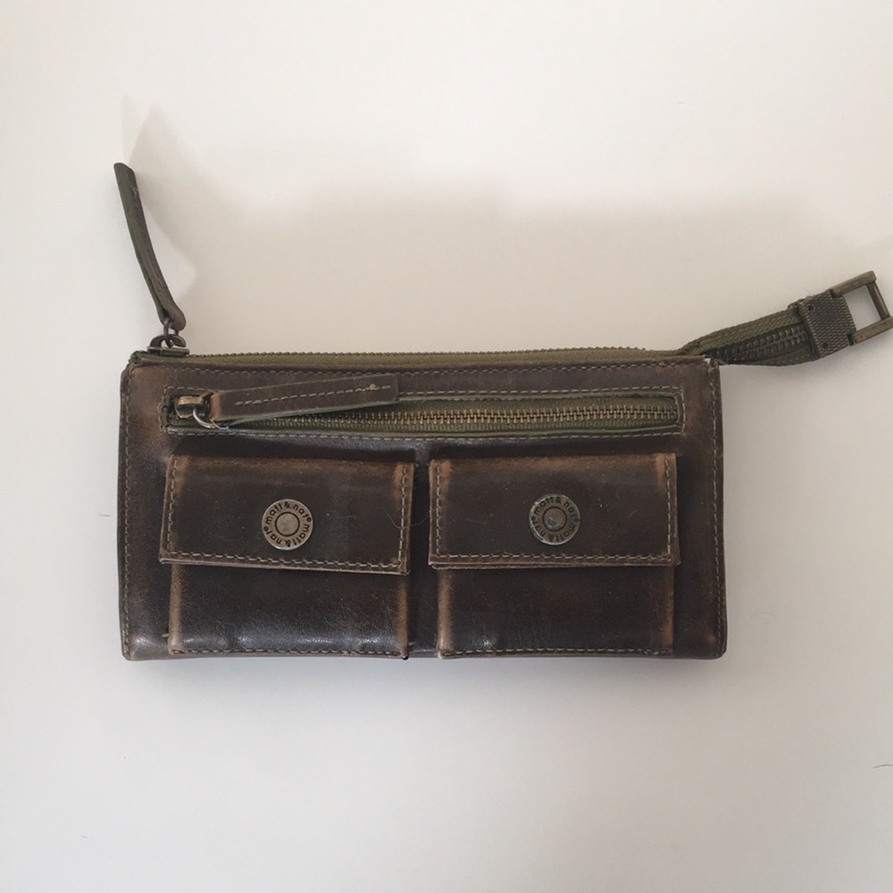 Matt and Nat Wallet